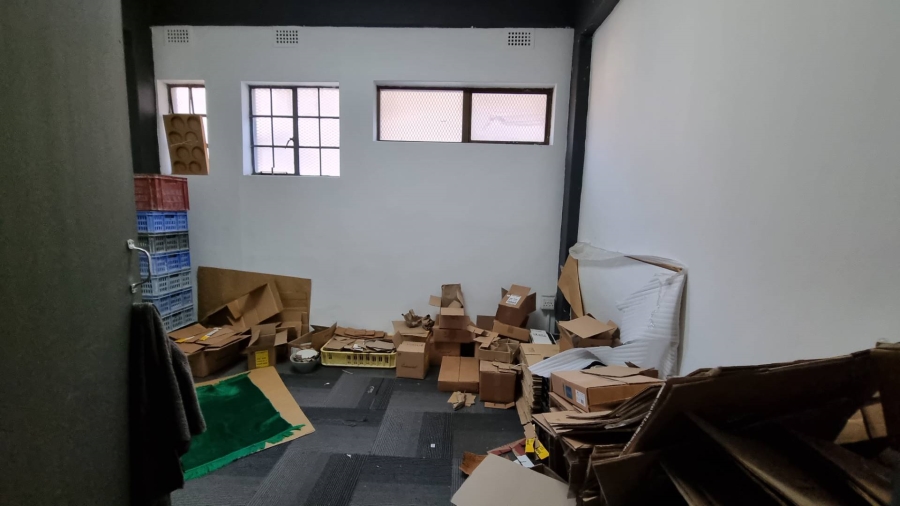 To Let Commercial Property for Rent in Salt River Western Cape